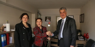 baskan-ertas-8-mart-dunya-emekci-kadinlar-gununu-kutladi.jpg