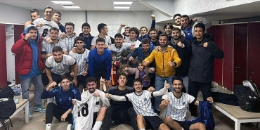ege-universitesi-sk-kendi-evinde-bornova-fas-i-tek-golle-maglup-etti.jpg