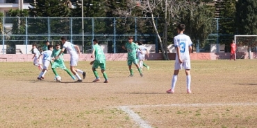 kemer-belediye-merkez-spor-gol-oldu-yagdi.jpg