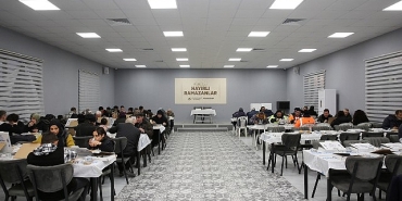 kucukcekmecede-iftar-sofrasina-buyuk-ilgi.jpg