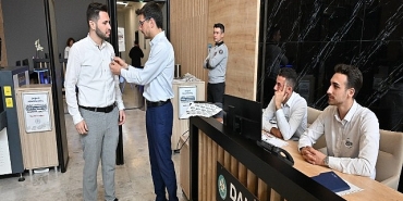 baskan-zeyrekten-saglik-calisanlarina-destek-aciklamasi-yapip-cagrida-bulundu.jpg