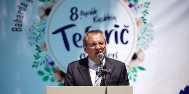 ayvalik-8-uluslararasi-kucukkoy-teferic-senlikleri-basladi.jpg