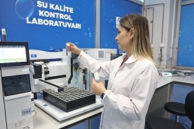 saglikli-ve-guvenli-her-damla-su-icin-teknolojik-ve-bilimsel-analiz.jpg