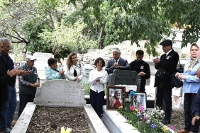 beklan-algan-vefatinin-15-yil-donumunde-anildi.jpg