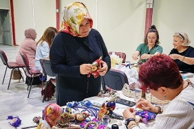 golcuk-belediyesinden-sanatseverlere-ozel-atolye.jpg