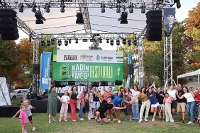 kadin-emegi-festivali-ahlatlibelde-basladi.jpg