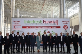 yas-meyve-sebze-sektorune-yillik-250-milyon-dolar-katki-saglayan-interfresh-eurasia-fuari-izmirde-acildi.jpg