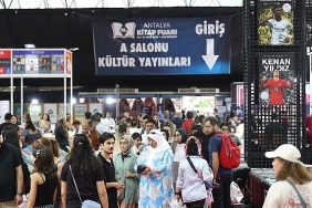 antalyada-kitap-soleni-yasaniyor.jpg