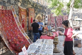 antika-ve-koleksiyon-meraklilari-tarihin-merkezinde-bulusuyor.jpg