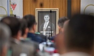 baskan-tugay-uye-belediyeleri-iklim-konusunda-calismaya-davet-etti.jpg