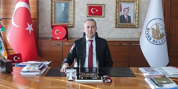 baskan-uzundan-cumhuriyet-bayrami-mesaji.jpg