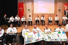 cumhuriyet-bayrami-coskusu-engelsiz-yureklerde-atti.jpg