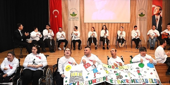 cumhuriyet-bayrami-coskusu-engelsiz-yureklerde-atti.jpg