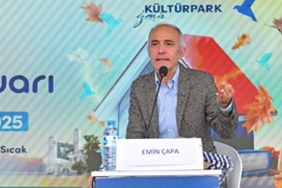 emin-capa-ve-sema-soykan-izkitapta-okuyucularla-bulustu.jpg