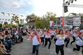 izmir-cumhuriyet-coskusuna-hazir.jpg