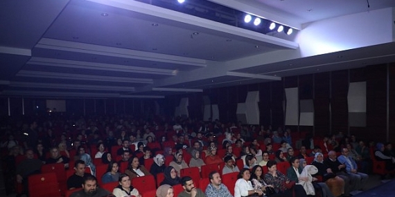 komsu-koyun-delisi-yeni-sezonda-da-kapali-gise.jpg