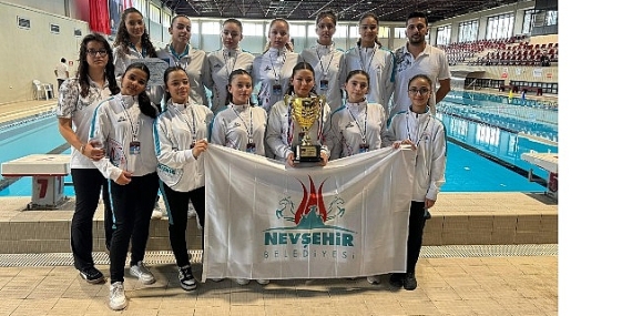 nevsehir-belediyesi-u16-kadin-sutopu-takimi-cumhuriyet-kupasinda-3-oldu.jpg