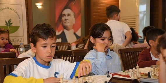 osmangazide-cumhuriyet-ruhu-satranc-turnuvasiyla-canlandi.jpg