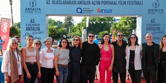 uluslararasi-yarisma-filmleri-seyirciyle-bulusuyor.jpg