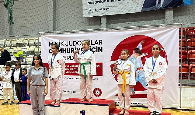 konakin-judo-takimi-ilk-turnuvadan-madalyalarla-dondu.jpg