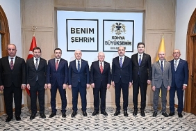 milli-savunma-bakani-guler-baskan-altayi-ziyaret-etti.jpg